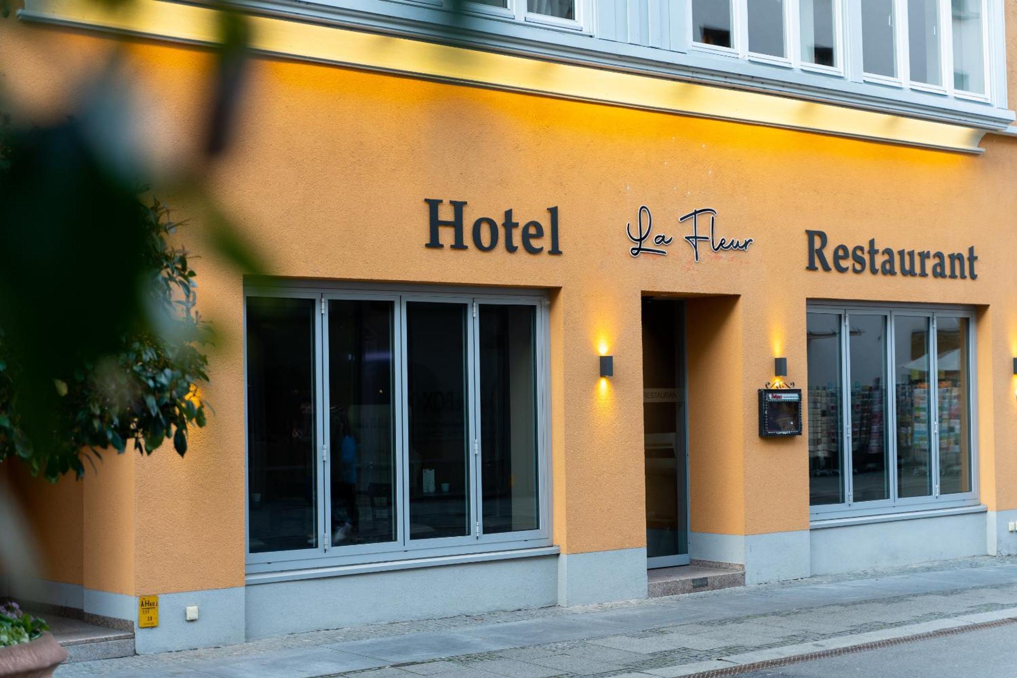 Hotel La Fleur Uberlingen Extérieur photo
